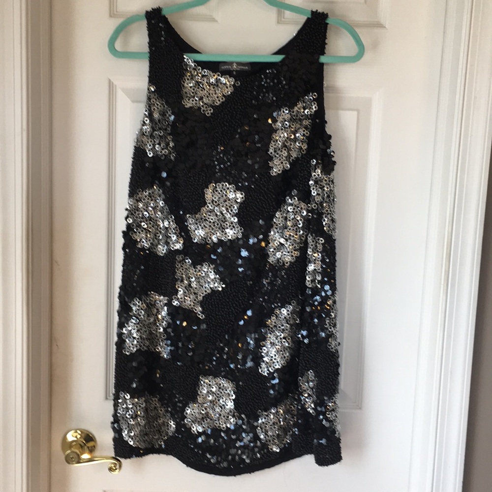 Beaded Alexia Admor New York Dress